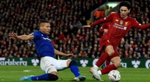 Penyerang asal Jepang, Takumi Minamino melakoni debut bersama Liverpool saat menghadapi Everton di putaran ketiga Piala FA 2019/20, di Anfield Stadium, Minggu (5/1/2020) dini hari WIB.