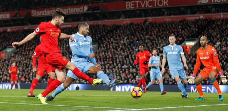 Adam Lallana saat cetak gol di pertandingan Liverpool vs Stoke. Foto via @premierleague