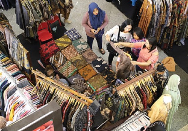 ILUSTRASI lapak UKM di pusat perbelanjaan. (Jawa Pos Photo)