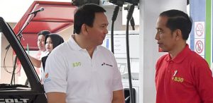 Ahok berbincang dengan Presiden Jokowi di peresmian B30