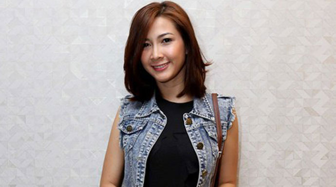 Aktris Andrea Dian