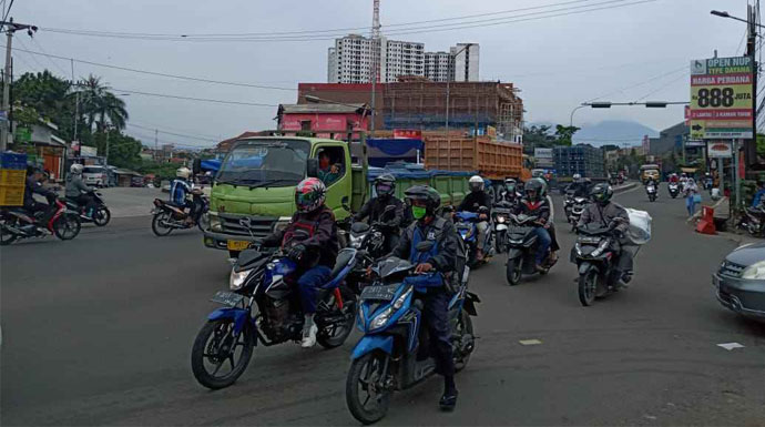 Lalu-Lintas-Batas-Kota