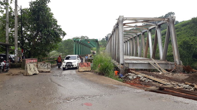 Jembatan-Gerandong