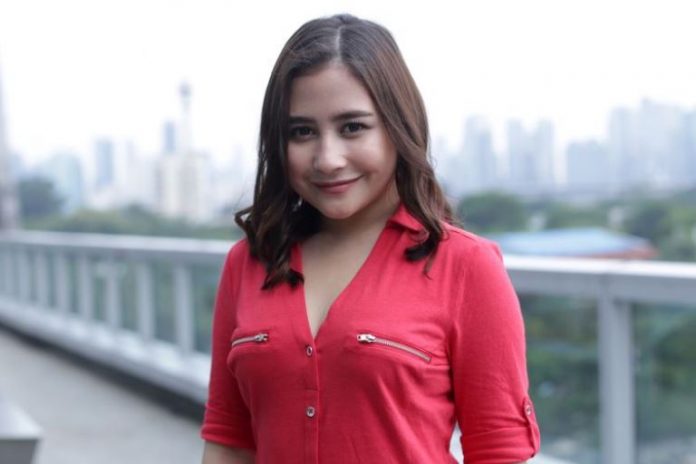 Prilly Latuconsina