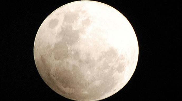 Ilustrasi Gerhana Bulan Total
