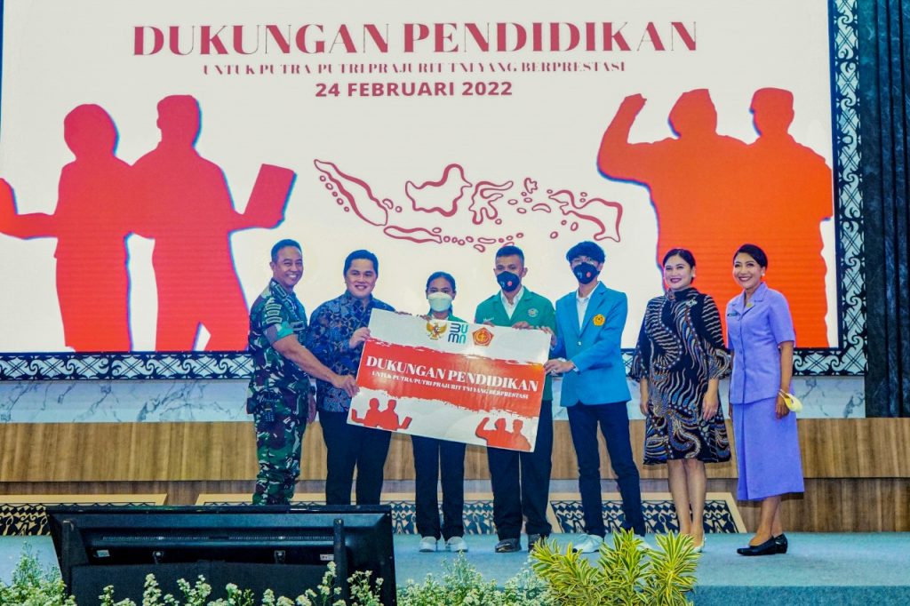 Dukung Program KBUMN, SIG Berikan Beasiswa Kepada 118 Mahasiswa Putra-Putri TNI di Provinsi Sulawesi Selatan dan DKI Jakarta